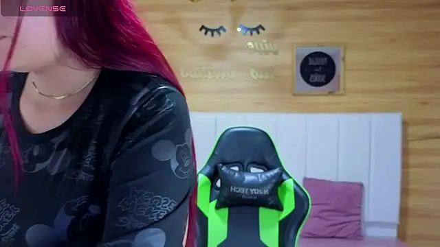 draviana a  online show from 12/04/25, 02:43