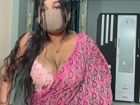 Snapshot of Lisa_afreen chatting on 06/10/26, 06:40 Lisa afreen online show from 06/10/26, 06:40