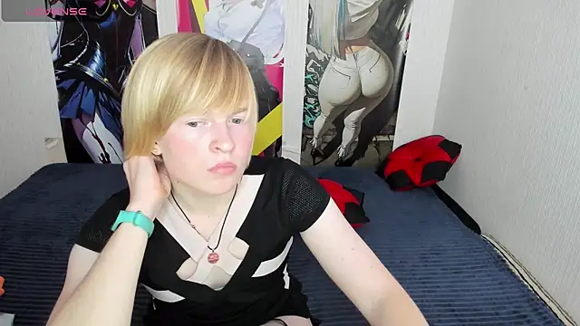 Cattie w  online show from 10/18/25, 01:19