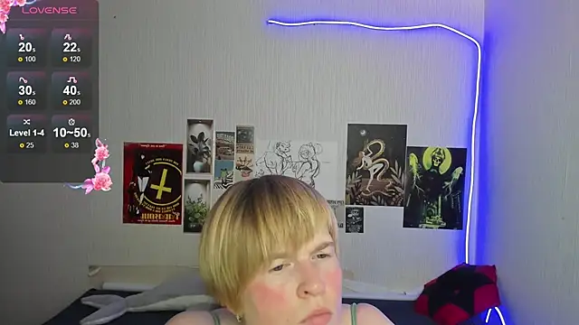 Cattie w  online show from 12/17/25, 01:11