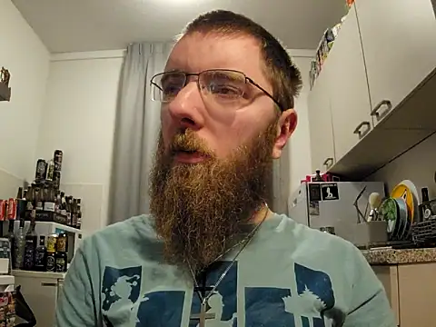 Snapshot of kinderkooriscoel- chatting on 10/20/25, 08:20 kinderkooriscoel- online show from 10/20/25, 08:20