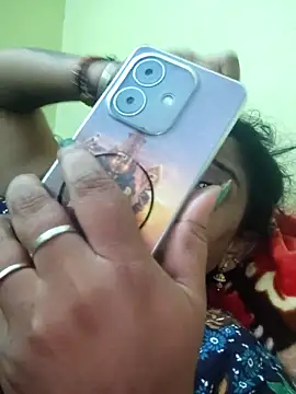 Snapshot of navyasree143 chatting on 04/24/26, 02:03 navyasree143 online show from 04/24/26, 02:03