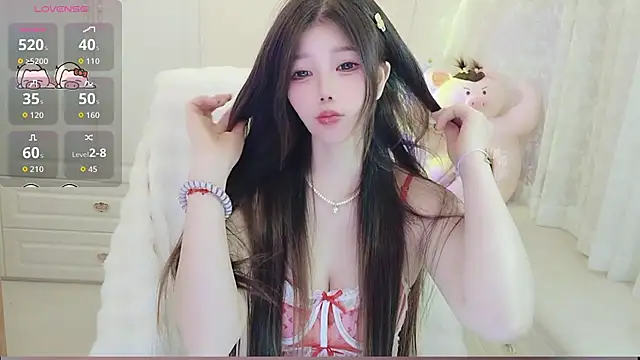 Snapshot of Coco-Di chatting on 06/07/26, 02:05 Coco-Di online show from 06/07/26, 02:05