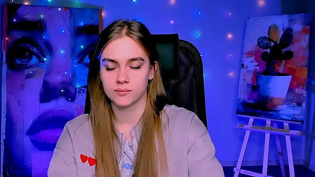 Snapshot of JuneWoods chatting on 01/12/26, 08:19 JuneWoods online show from 01/12/26, 08:19