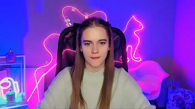 Snapshot of JuneWoods chatting on 02/20/26, 03:34 JuneWoods online show from 02/20/26, 03:34