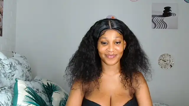 ConnieSmall24 online show from 06/20/26, 11:07
