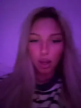 blondeeee online show from 05/04/26, 04:58