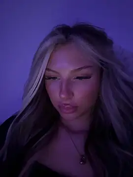 blondeeee online show from 05/17/26, 05:31
