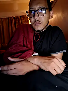 ThrowedWorldWide online show from 11/28/25, 09:56