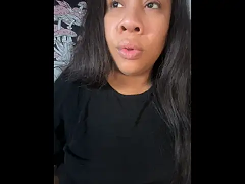 Snapshot of NeliaHexxen chatting on 11/29/25, 06:33 NeliaHexxen online show from 11/29/25, 06:33