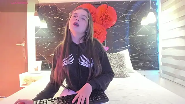 ZOE LE online show from 02/27/26, 11:43