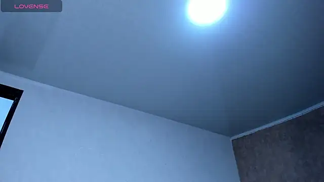 Layla lell online show from 11/07/25, 12:27