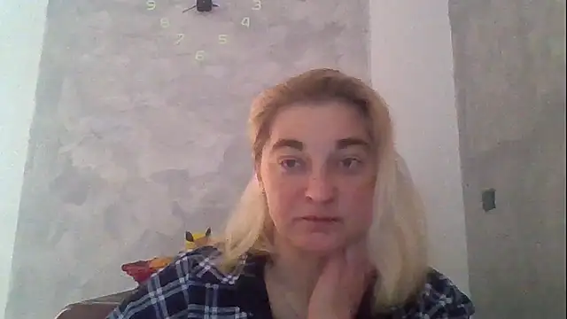 GoldenAngelMilf online show from 04/01/26, 01:41