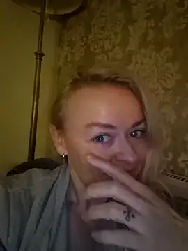 Snapshot of demidelightfulxx chatting on 10/05/25, 06:01 demidelightfulxx online show from 10/05/25, 06:01