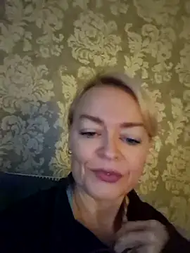 Snapshot of demidelightfulxx chatting on 10/10/25, 06:56 demidelightfulxx online show from 10/10/25, 06:56