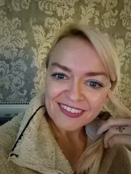 Snapshot of demidelightfulxx chatting on 10/11/25, 10:58 demidelightfulxx online show from 10/11/25, 10:58