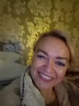 Snapshot of demidelightfulxx chatting on 10/22/25, 06:57 demidelightfulxx online show from 10/22/25, 06:57