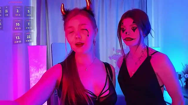 TwixieGuo online show from 10/31/25, 10:49