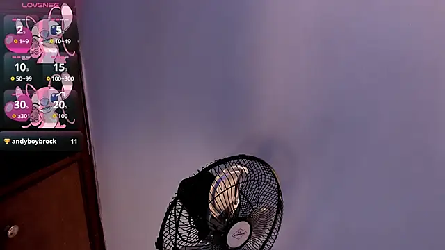 Caroline Millerr online show from 11/07/25, 08:31