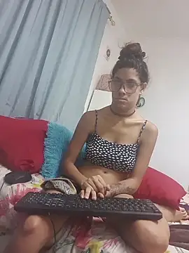 Snapshot of Sexyyeyes244 chatting on 02/06/26, 05:34 Sexyyeyes244 online show from 02/06/26, 05:34