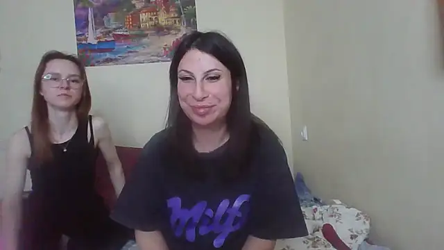 Snapshot of QueenMomyS chatting on 05/04/26, 12:34 QueenMomyS online show from 05/04/26, 12:34