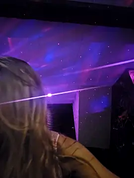 WhimsicalBirdette online show from 10/05/25, 06:50