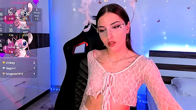 AmyVilvet  online show from 10/31/25, 09:16