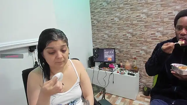 Yin yang hot online show from 11/23/25, 03:39