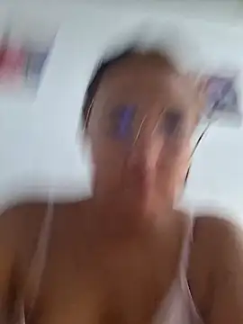 young dairy01 online show from 12/17/25, 11:38