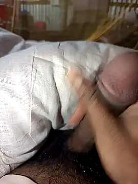 Snapshot of WrongAngle30 chatting on 01/08/26, 08:00 WrongAngle30 online show from 01/08/26, 08:00