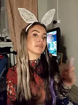 Snapshot of Conny_Shellie chatting on 10/20/25, 05:02 Conny Shellie online show from 10/20/25, 05:02