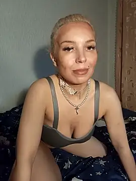 Snapshot of Conny_Shellie chatting on 11/03/25, 07:37 Conny Shellie online show from 11/03/25, 07:37