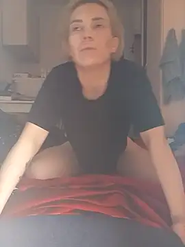 Snapshot of Conny_Shellie chatting on 11/29/25, 03:04 Conny Shellie online show from 11/29/25, 03:04