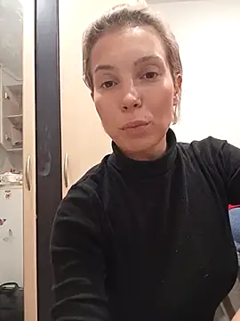 Snapshot of Conny_Shellie chatting on 12/15/25, 05:50 Conny Shellie online show from 12/15/25, 05:50