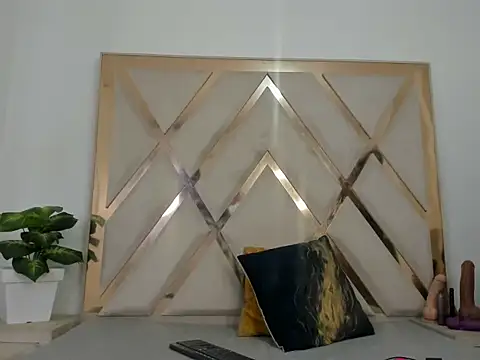 indiraasm online show from 10/04/25, 04:21