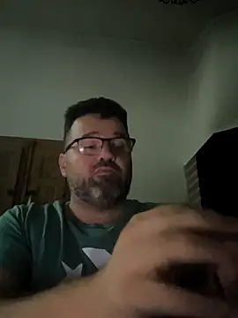 Snapshot of morenet_festero chatting on 09/27/25, 11:54 morenet festero online show from 09/27/25, 11:54