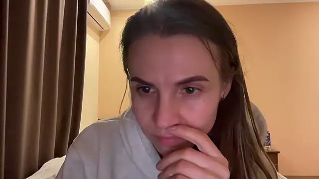 AnnieLove7722 online show from 01/13/26, 06:02