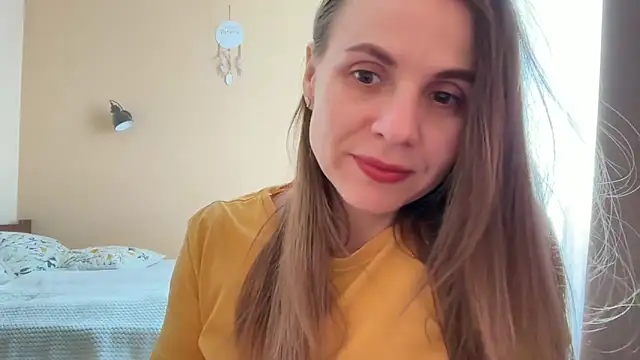 AnnieLove7722 online show from 05/11/26, 08:20