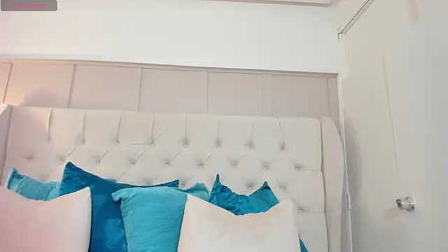 sofi laane online show from 11/19/25, 11:43