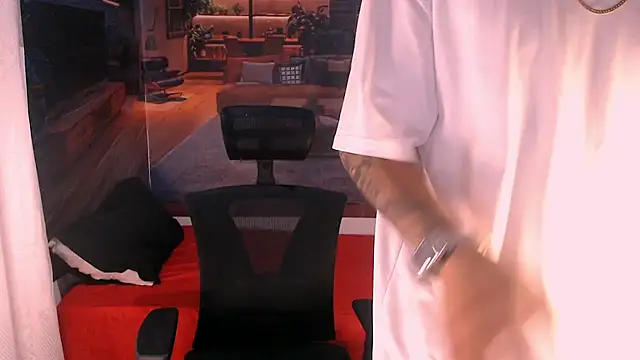 RomeoMillerr online show from 12/04/25, 07:11