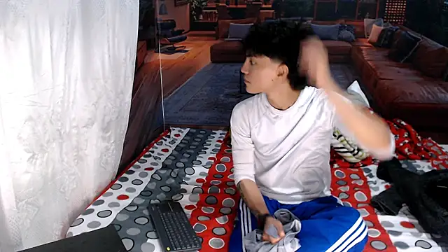 RomeoMillerr online show from 06/19/26, 12:48