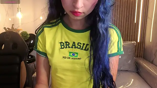 Snapshot of _ceeleste_cute_ chatting on 03/13/26, 07:53 ceeleste cute online show from 03/13/26, 07:53