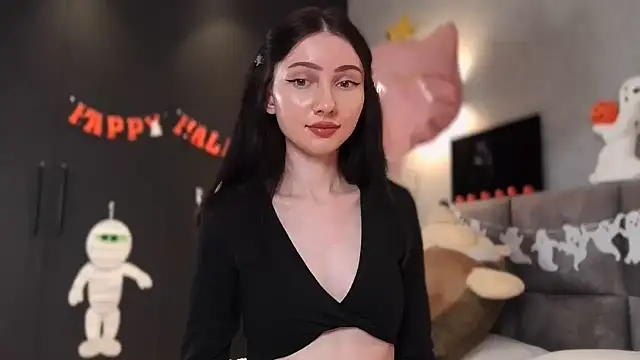 Snapshot of AnaMoonlight chatting on 10/31/25, 08:54 AnaMoonlight online show from 10/31/25, 08:54