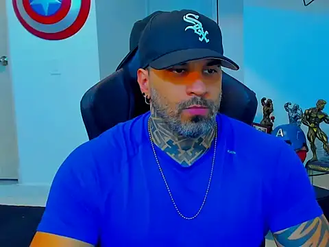 Snapshot of JoshRigby chatting on 10/23/25, 07:45 JoshRigby online show from 10/23/25, 07:45