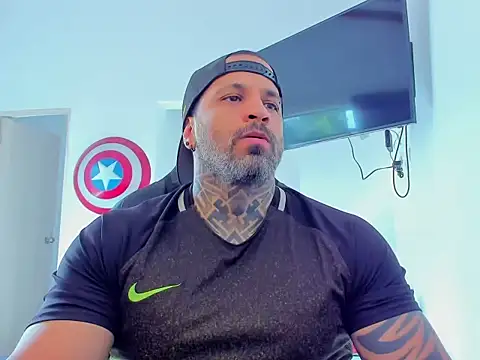 Snapshot of JoshRigby chatting on 10/28/25, 07:38 JoshRigby online show from 10/28/25, 07:38