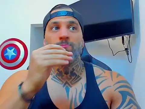 Snapshot of JoshRigby chatting on 11/26/25, 08:54 JoshRigby online show from 11/26/25, 08:54