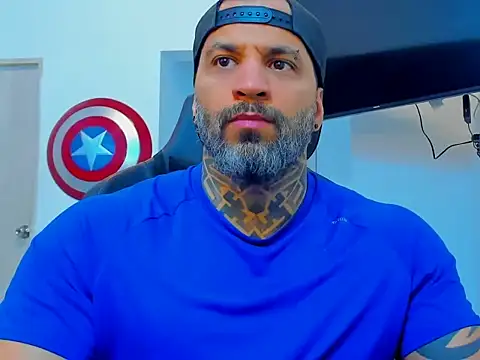 Snapshot of JoshRigby chatting on 11/28/25, 08:44 JoshRigby online show from 11/28/25, 08:44