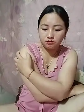Snapshot of buddy-sexy chatting on 05/18/26, 01:45 buddy-sexy online show from 05/18/26, 01:45