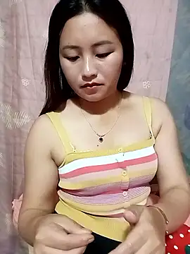 Snapshot of buddy-sexy chatting on 05/31/26, 02:31 buddy-sexy online show from 05/31/26, 02:31