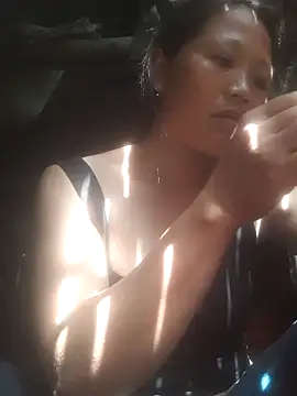 Snapshot of bree-zz chatting on 09/27/25, 02:38 bree-zz online show from 09/27/25, 02:38